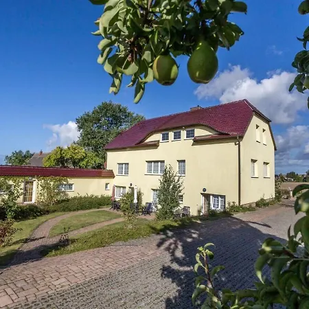 Haus Silbermoewe Middelhagen