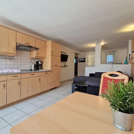 Haus Silbermoewe Lägenhet Middelhagen