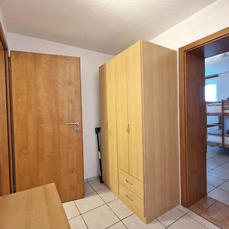 Haus Silbermoewe * Middelhagen